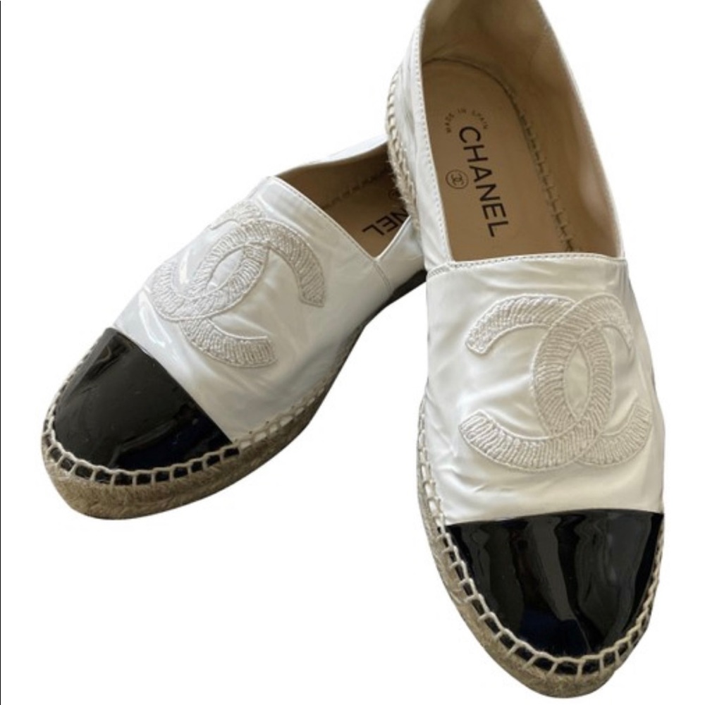 CHANEL
CORD CRUISE ESPADRILLE